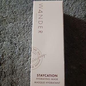 Wander Beauty Staycation Hydrating Mask - White